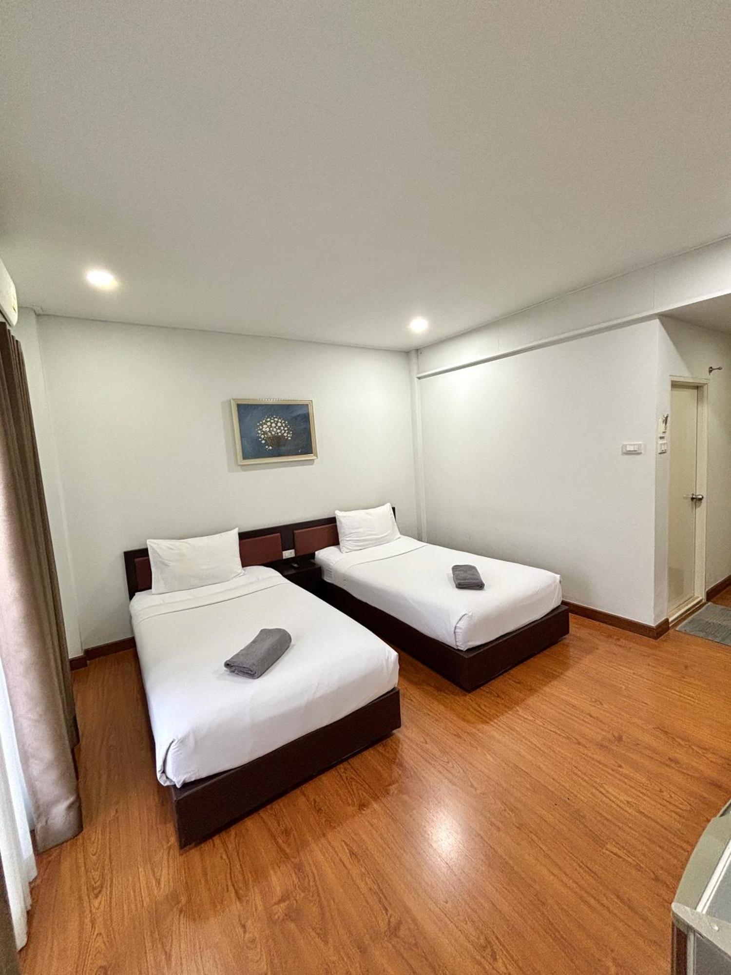 Bordin Hotel Ubon Ratchathani Eksteriør billede