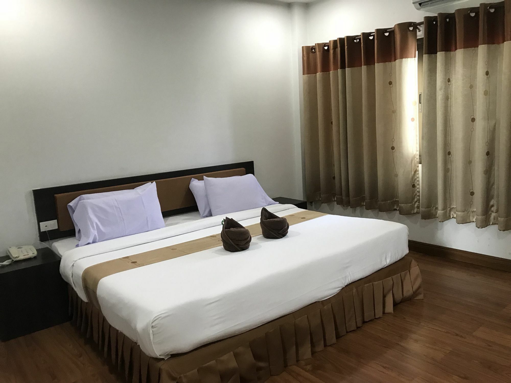 Bordin Hotel Ubon Ratchathani Eksteriør billede