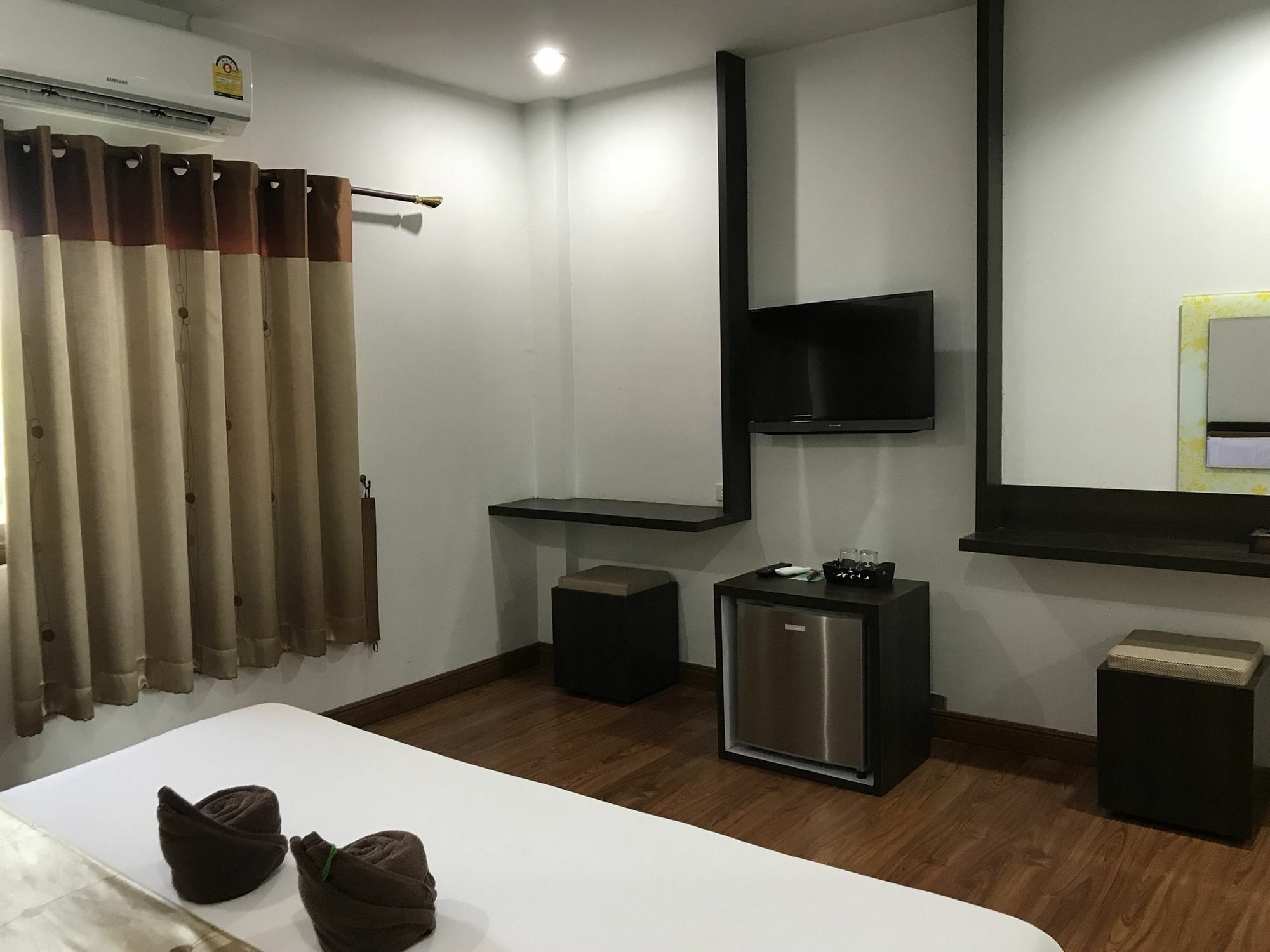 Bordin Hotel Ubon Ratchathani Eksteriør billede