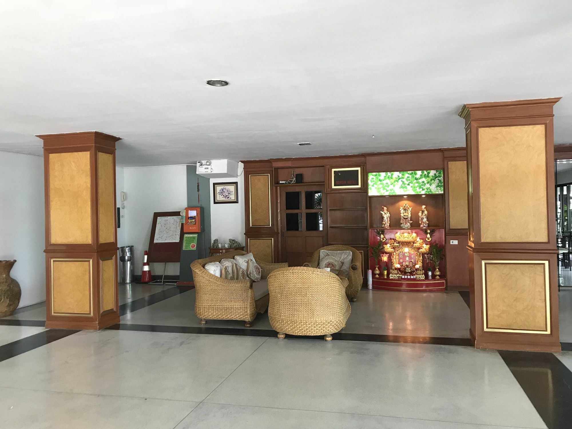 Bordin Hotel Ubon Ratchathani Eksteriør billede