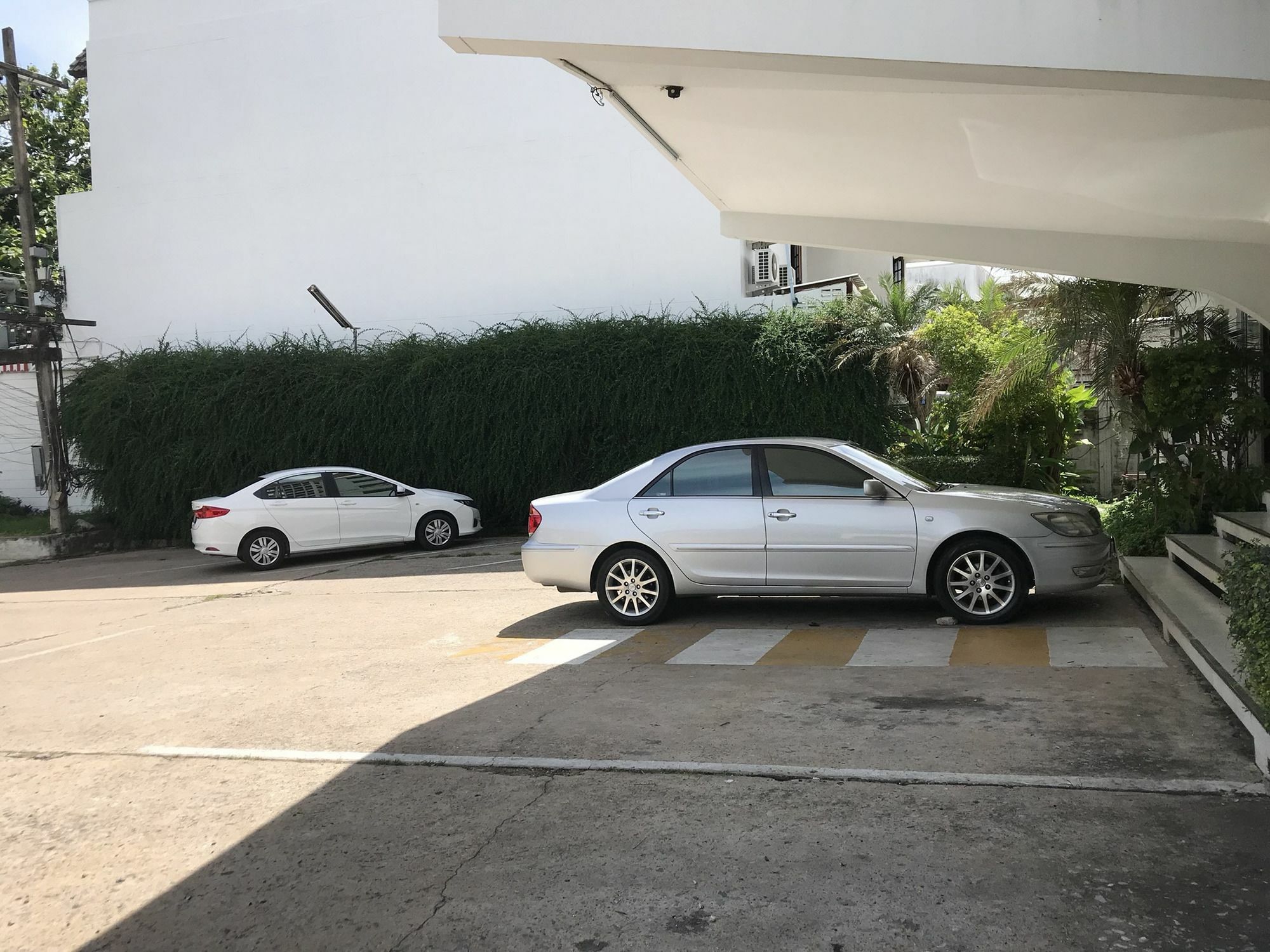 Bordin Hotel Ubon Ratchathani Eksteriør billede